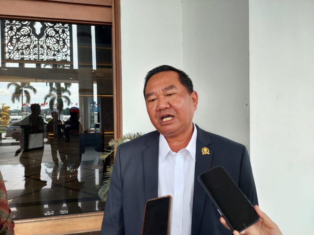 Anggota DPRD Kaltim, Ekti Imanuel. (Hasbi/ Times Kaltim)