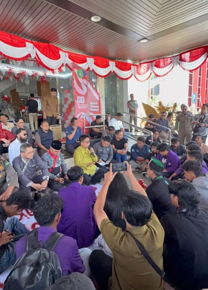 Wakil Bupati Kukar, Temui Mahasiswa Unikarta