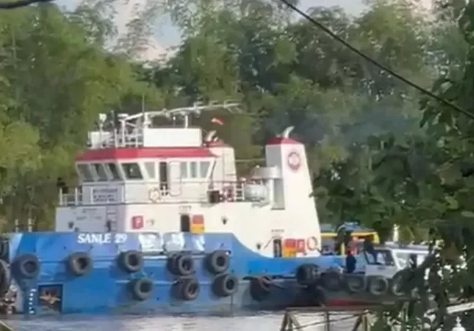 Kegiatan pemanduan dan assist tug di Muara Muntai, yang menjadi pemicu kericuhan di Desa Muara Muntai Ilir, disebut KSOP tidak mengantongi izin. (DOK/SAPOS)